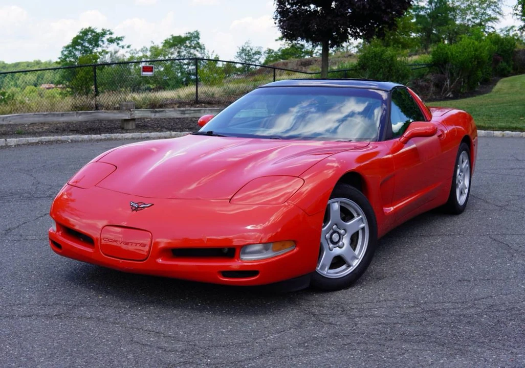 1997 Chevrolet Corvette C5 - Image 2 of 14