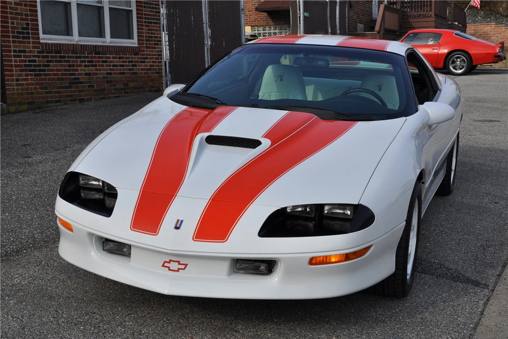 1997 Chevrolet Camaro 4th Gen - Image 2 of 9