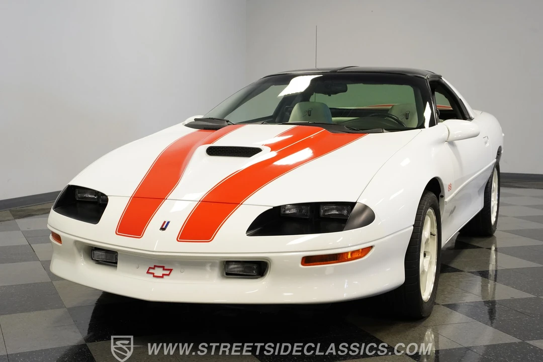 1997 Chevrolet Camaro SS 4th Gen - Image 14 of 31