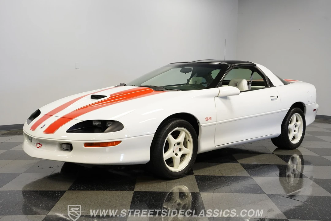 1997 Chevrolet Camaro SS 4th Gen - Image 5 of 31
