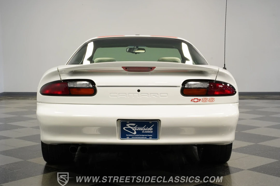1997 Chevrolet Camaro SS 4th Gen - Image 8 of 31