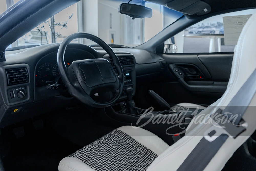 1997 Chevrolet Camaro SS 4th Gen - Image 4 of 29