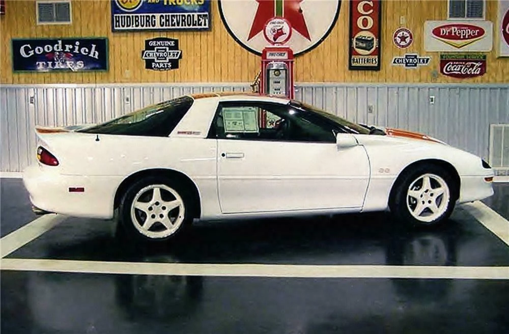 1997 Chevrolet Camaro SS 4th Gen - Image 4 of 4
