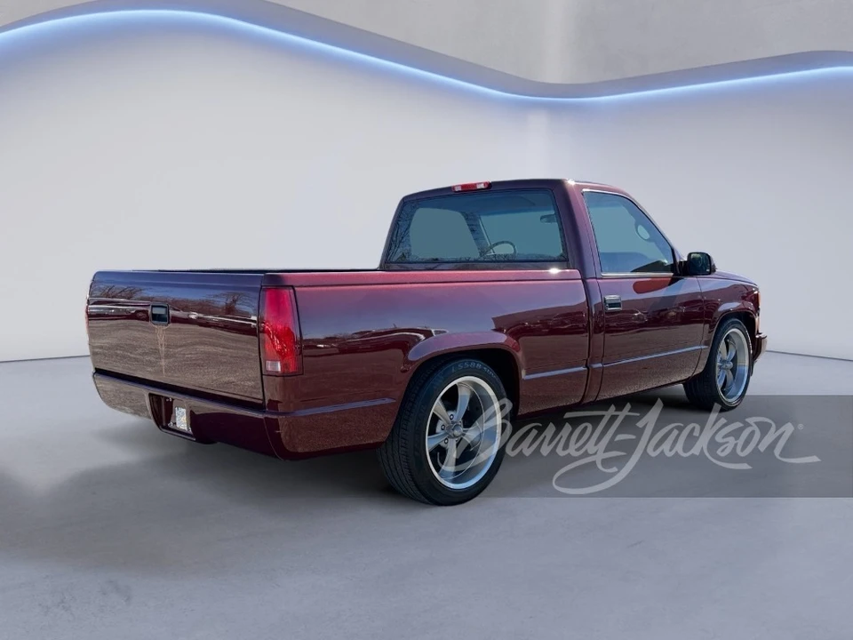 1997 Chevrolet Silverado - Image 2 of 13