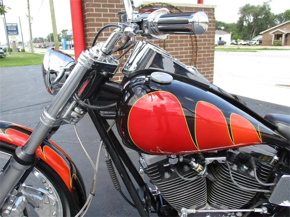 1997 GMC - Image 22 of 31