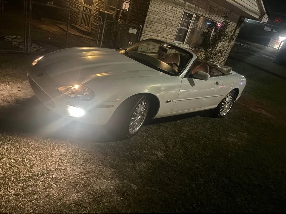 1997 Jaguar X100 XK8 - Image 6 of 9
