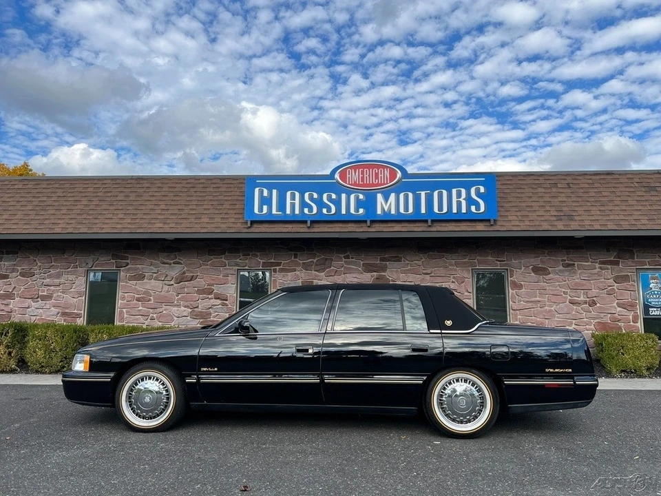 1997 Cadillac DeVille 8th Gen - Image 5 of 12