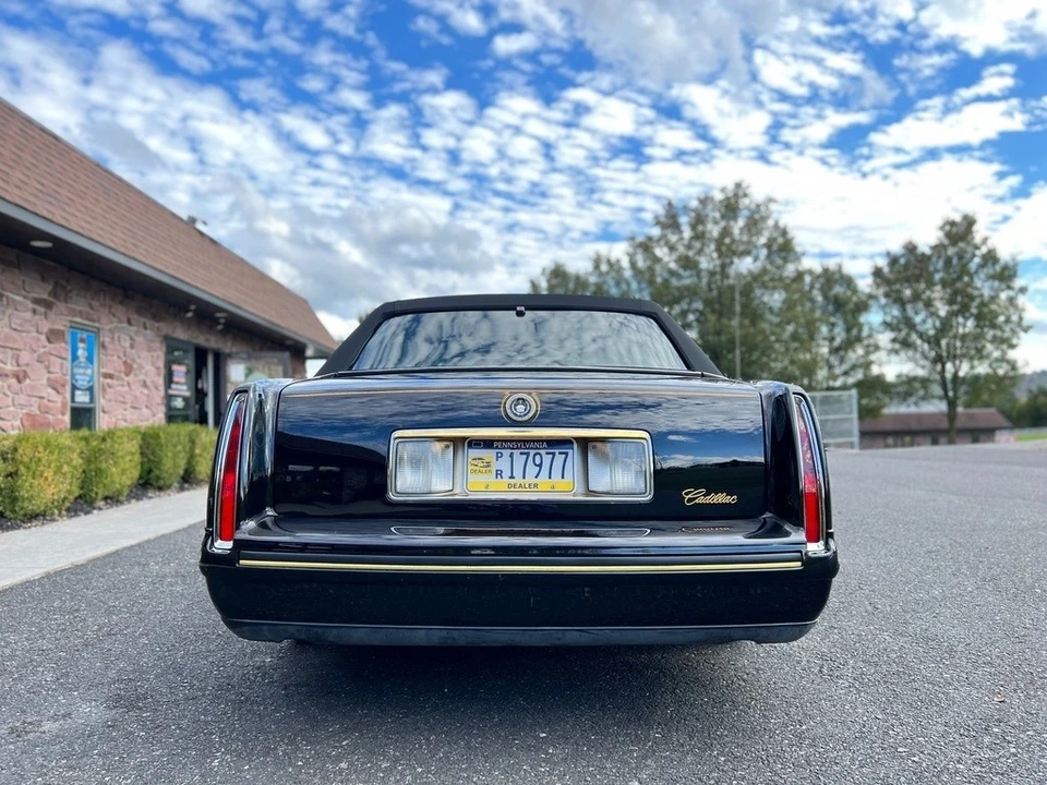 1997 Cadillac DeVille 8th Gen - Image 7 of 12