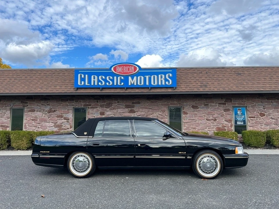 1997 Cadillac DeVille 8th Gen - Image 2 of 12