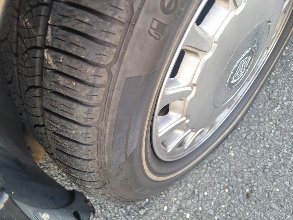 1997 Cadillac DeVille 7th Gen - Image 13 of 13