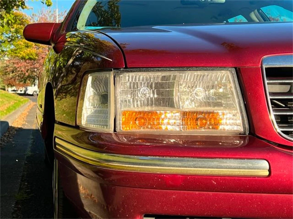 1997 Cadillac DeVille 7th Gen - Image 9 of 31