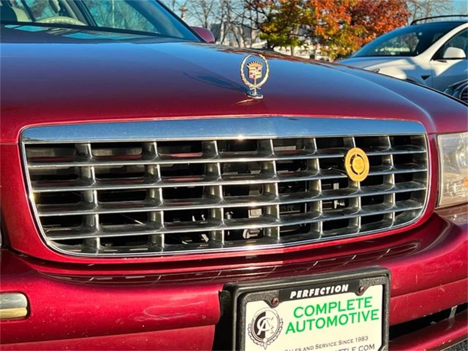 1997 Cadillac DeVille 7th Gen - Image 10 of 31