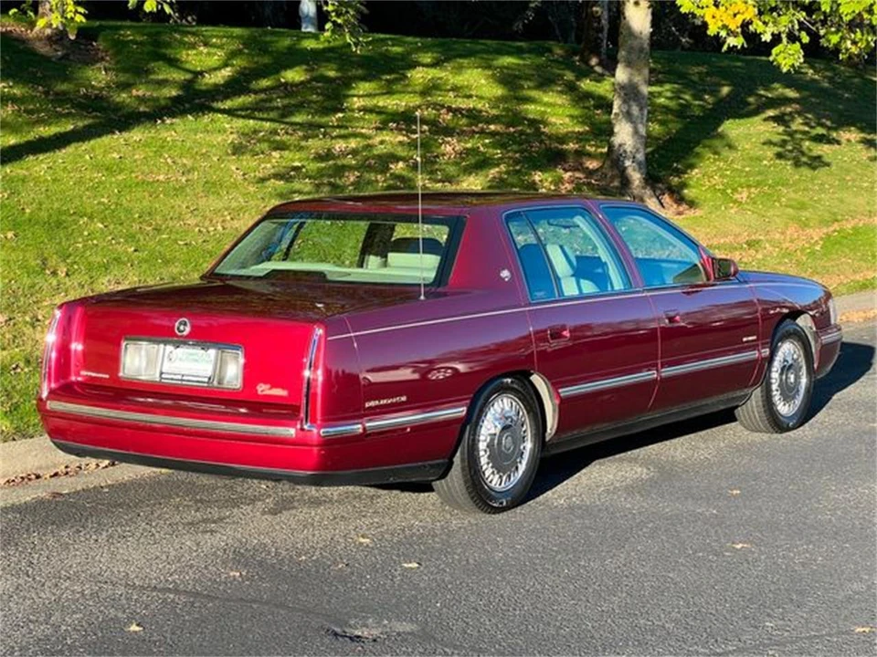 1997 Cadillac DeVille 7th Gen - Image 6 of 31