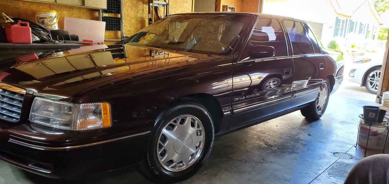 1997 Cadillac DeVille 7th Gen - Image 26 of 31
