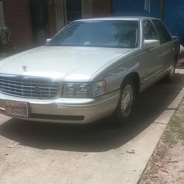 1997 Cadillac DeVille Sedan 4D