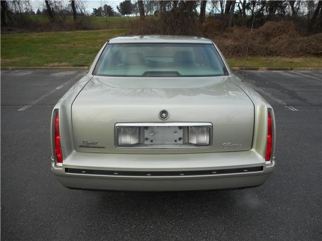 1997 Cadillac DeVille 8th Gen - Image 5 of 12