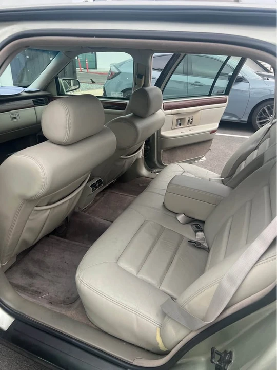 1997 Cadillac DeVille 7th Gen - Image 7 of 13