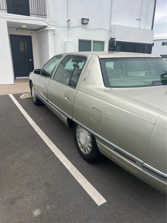 1997 Cadillac DeVille 7th Gen - Image 13 of 13