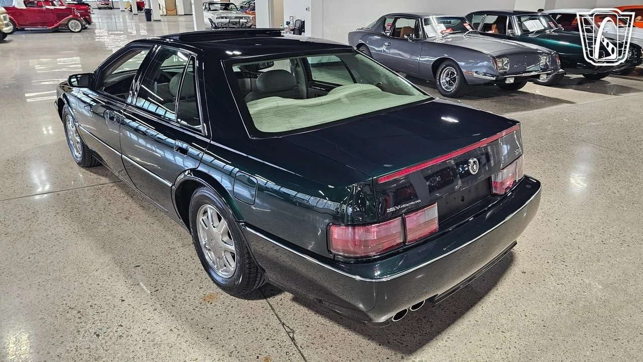 1997 Cadillac STS - Image 8 of 12