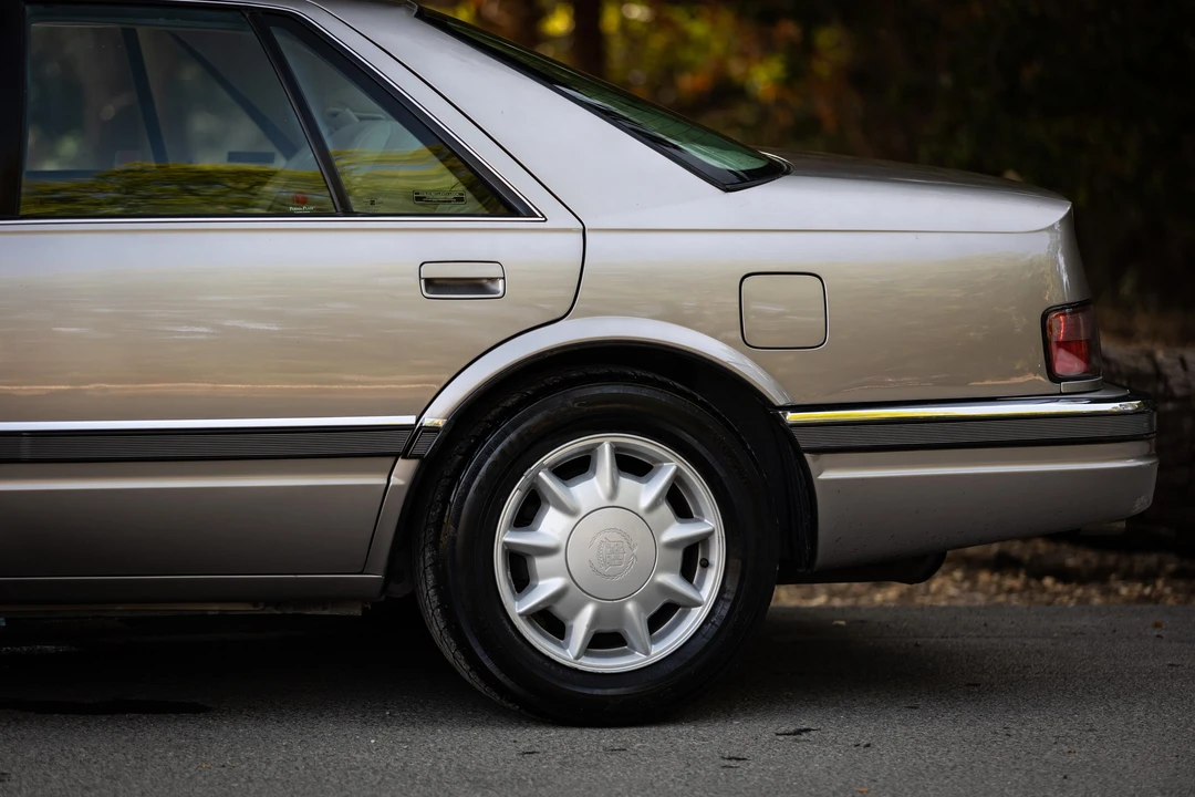 1997 Cadillac Seville - Image 24 of 31