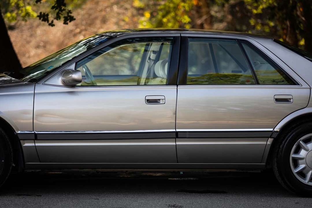 1997 Cadillac Seville - Image 23 of 31