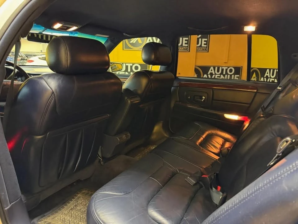 1997 Cadillac DeVille 7th Gen - Image 11 of 14