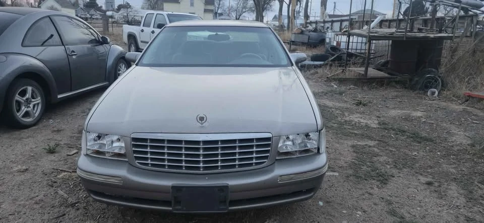 1997 Cadillac DeVille 7th Gen - Image 3 of 5