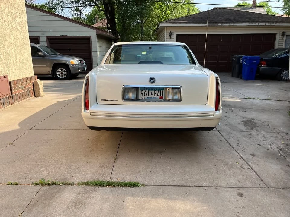 1997 Cadillac DeVille 7th Gen - Image 8 of 8