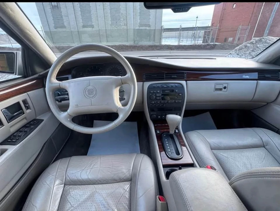 1997 Cadillac STS - Image 16 of 20