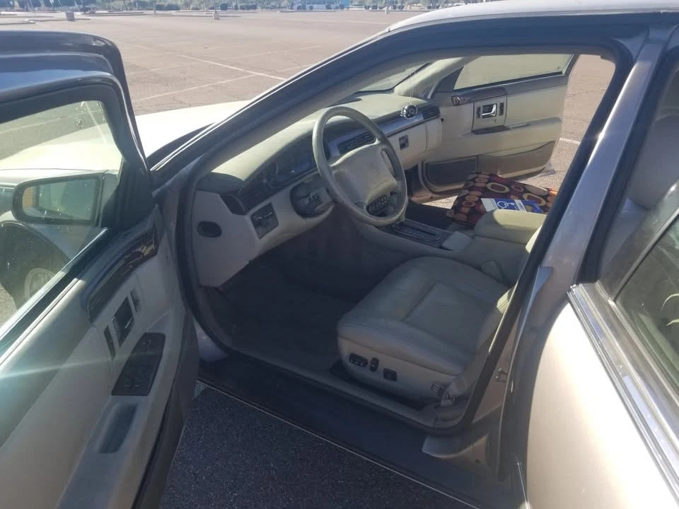 1997 Cadillac STS - Image 11 of 16