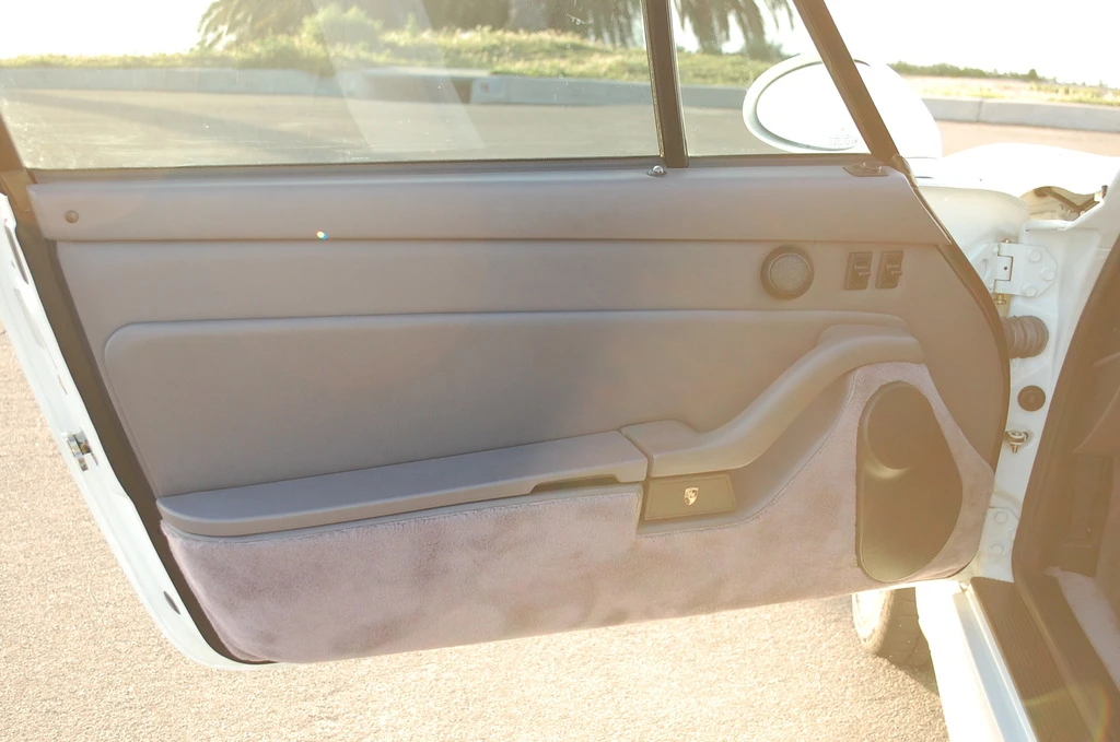1997 Porsche 993 Carrera 4S - Image 9 of 31