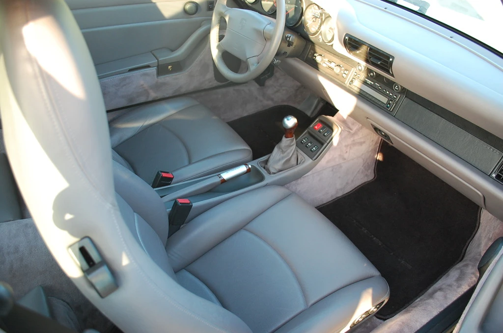 1997 Porsche 993 Carrera 4S - Image 19 of 31