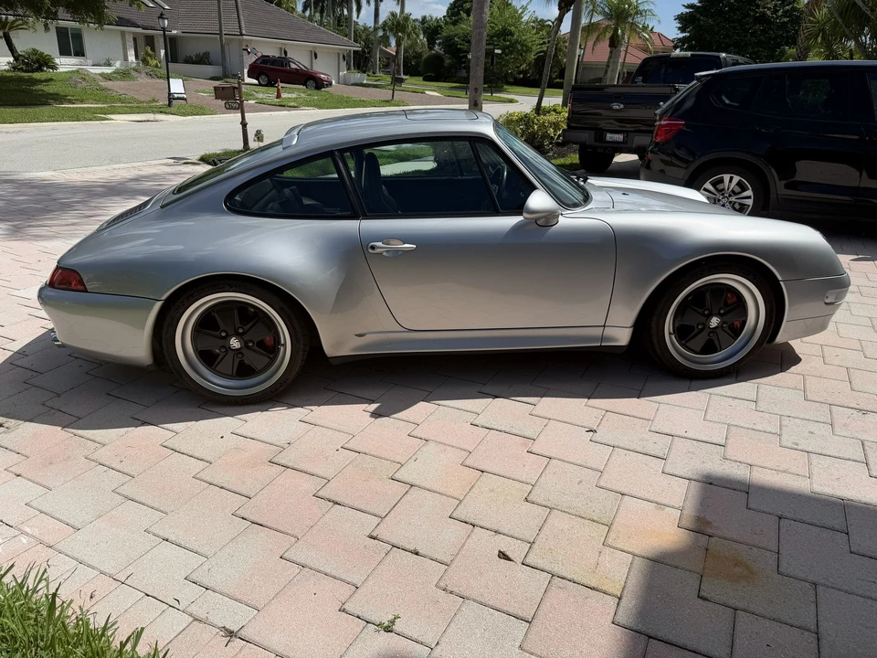 1997 Porsche 993 Carrera 4S - Image 6 of 9