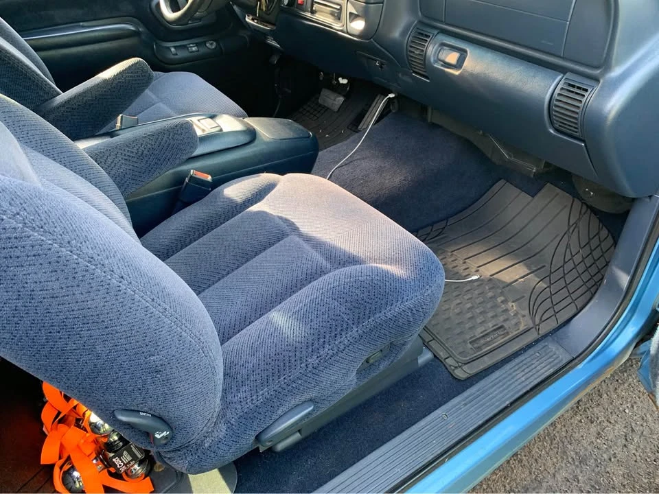 1997 Chevrolet S-10 - Image 6 of 7