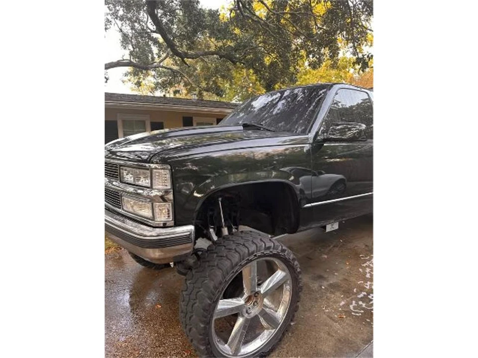 1997 Chevrolet C/K 4th Gen - Image 2 of 5