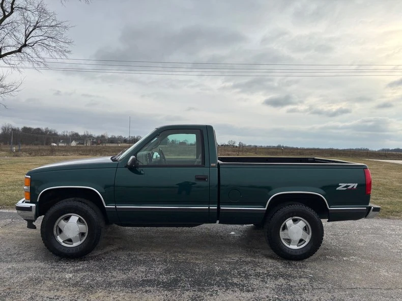 1997 Chevrolet C/K 4th Gen - Image 8 of 11