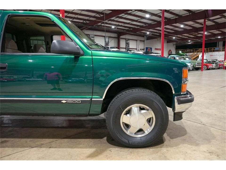 1997 Chevrolet C/K 4th Gen - Image 11 of 31