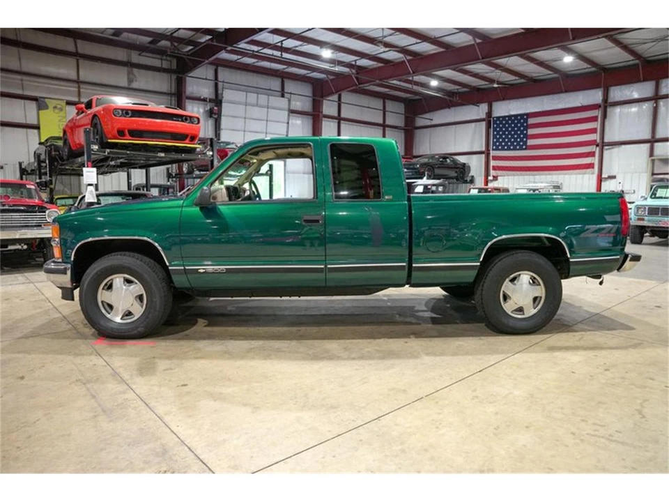 1997 Chevrolet C/K 4th Gen - Image 4 of 31