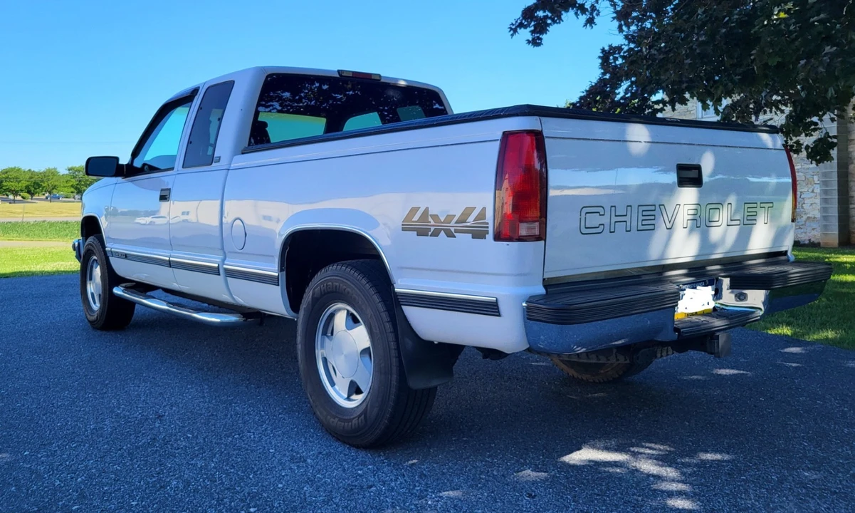 1997 Chevrolet C/K 4th Gen - Image 11 of 13