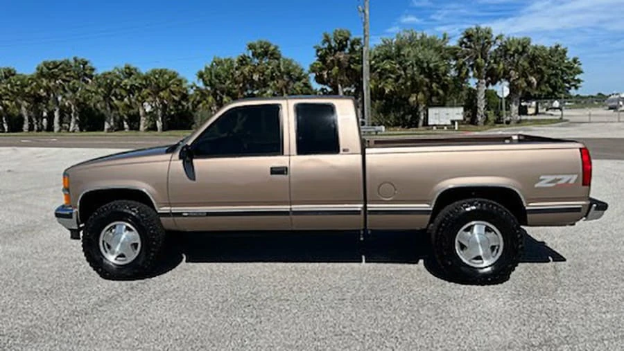1997 Chevrolet C/K 4th Gen - Image 2 of 16