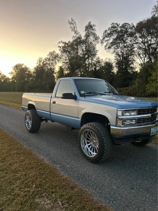 1997 Chevrolet C/K 4th Gen - Image 2 of 14