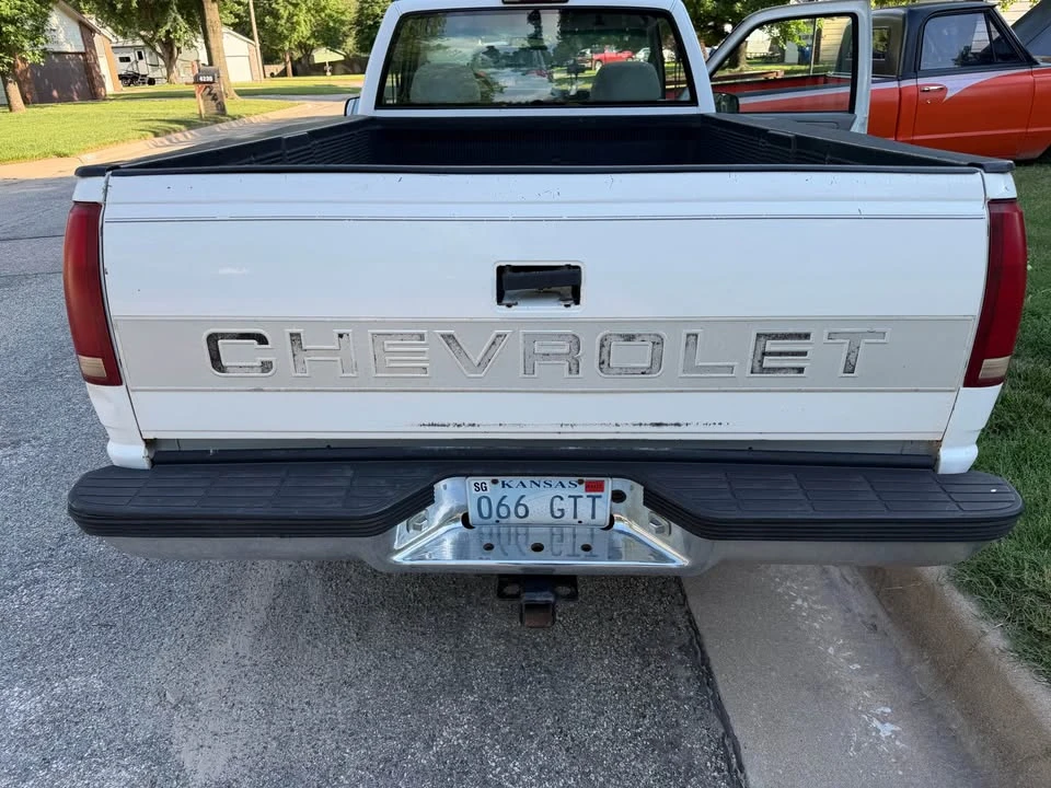 1997 Chevrolet C/K 4th Gen - Image 6 of 9