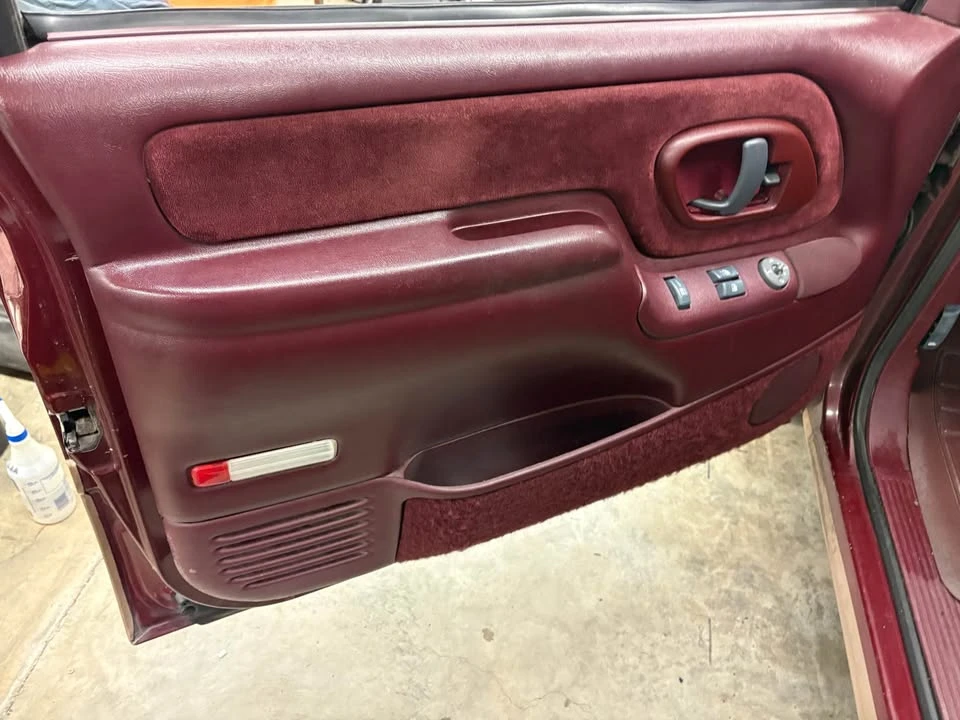 1997 Chevrolet C/K 4th Gen - Image 9 of 10