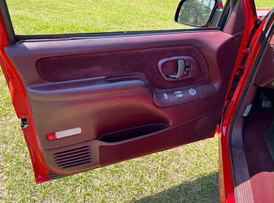 1997 Chevrolet C/K 4th Gen - Image 10 of 10