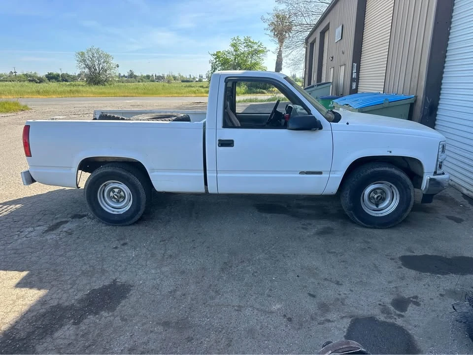 1997 Chevrolet C/K 4th Gen - Image 2 of 5