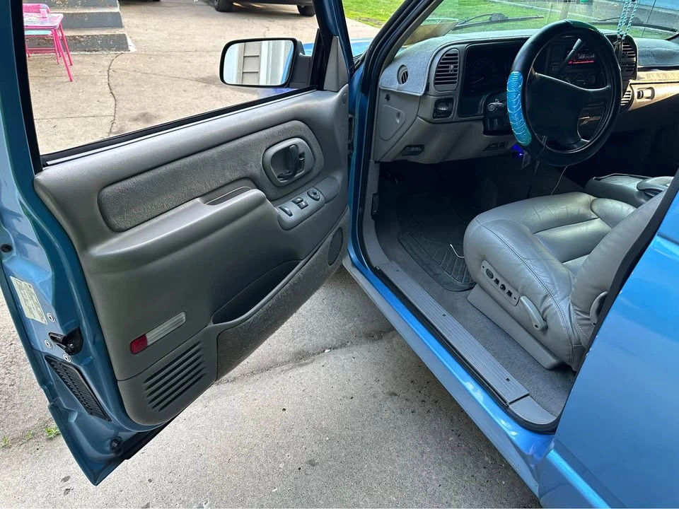1997 Chevrolet C/K 4th Gen - Image 6 of 6