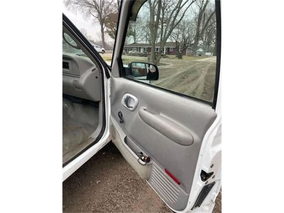 1997 Chevrolet C/K 4th Gen - Image 10 of 11