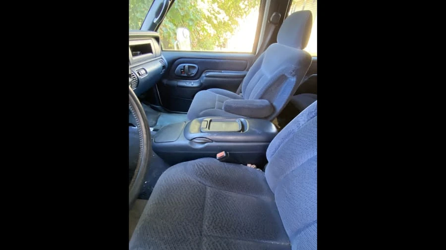 1997 Chevrolet C/K 4th Gen - Image 6 of 16