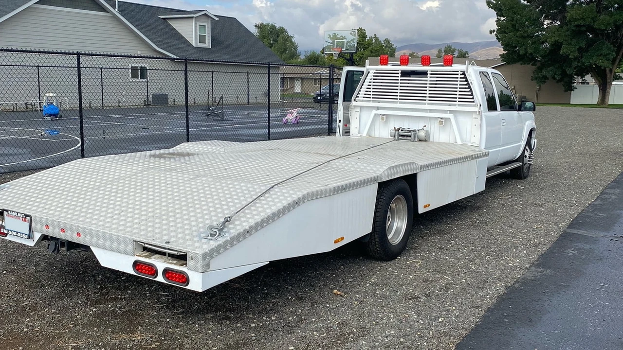 1997 Chevrolet C/K 4th Gen - Image 2 of 11