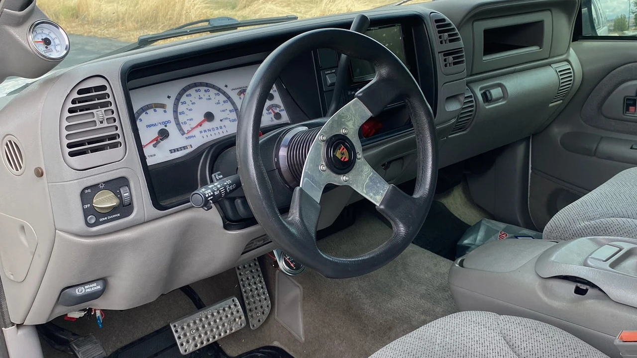 1997 Chevrolet C/K 4th Gen - Image 3 of 11